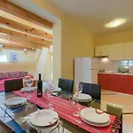 Casa vacanze Ljiljana By Interhome Rakalj